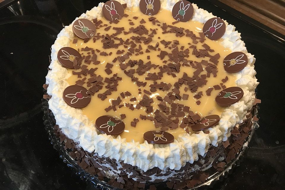 Eierlikör-Stracciatella-Torte