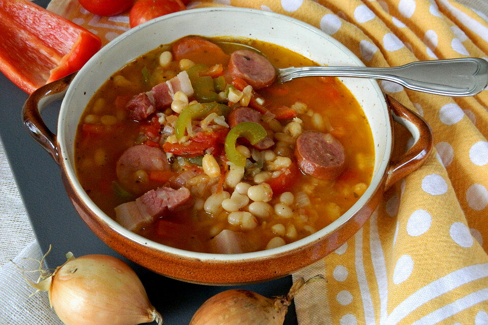 Serbische Bohnensuppe