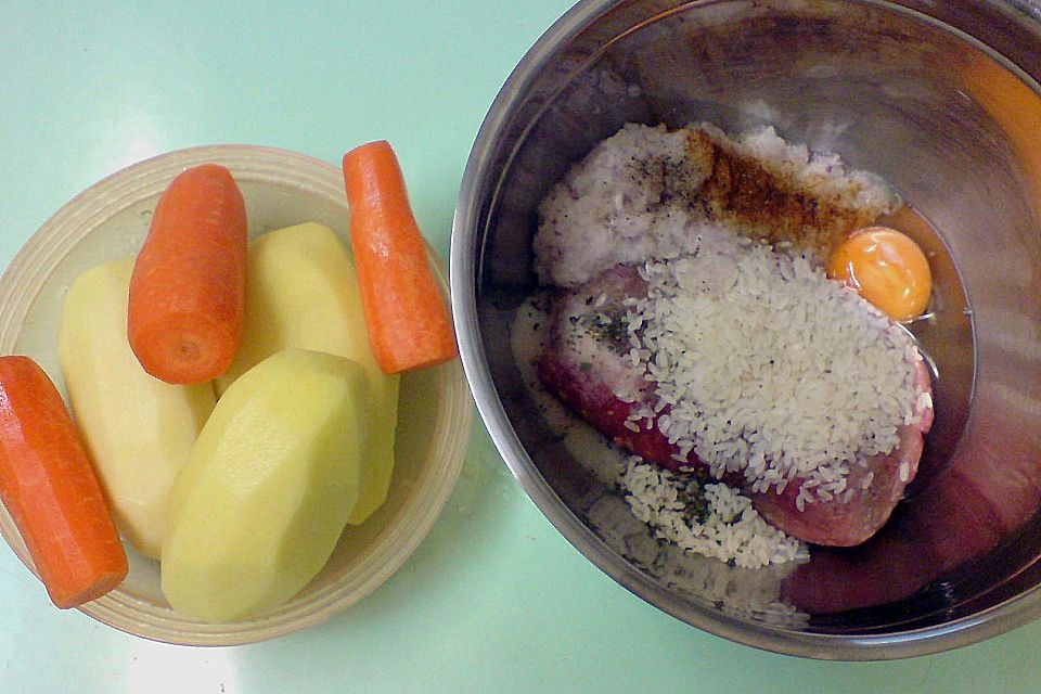 Eier - Zitronen - Suppe mit Hackfleischbällchen