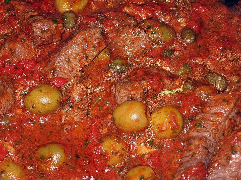 Makkaroni mit Rinderfilet und Tomaten von feuermohn | Chefkoch
