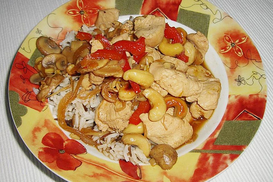 Feuriges Paprika - Cashew - Huhn