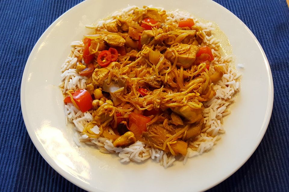 Feuriges Paprika - Cashew - Huhn