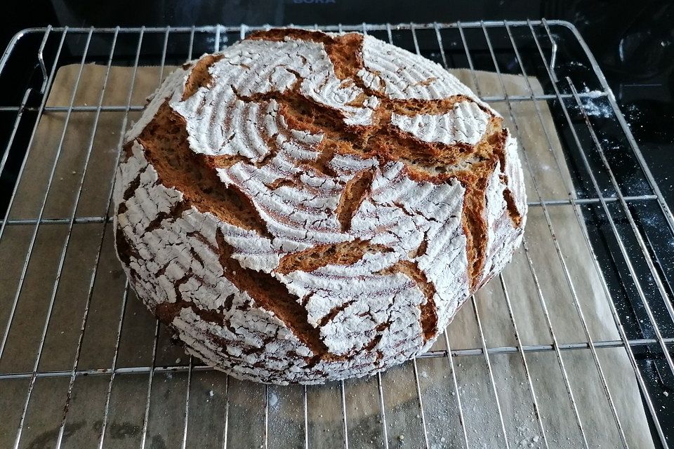 Hausgemachtes Roggenbrot