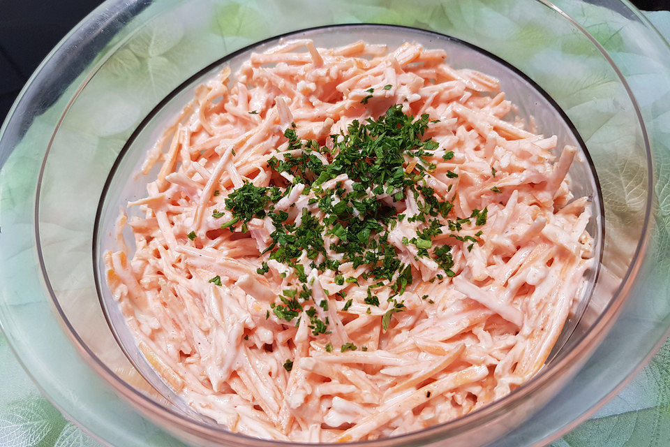 Karottensalat, Gelbrüben Salat, Möhrchensalat