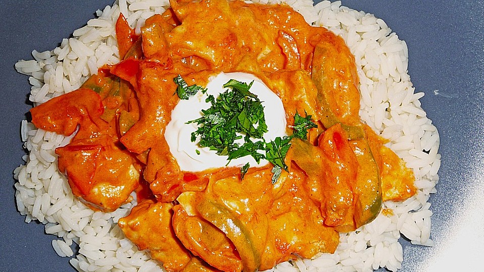 Pute auf ungarische Art von Draconia