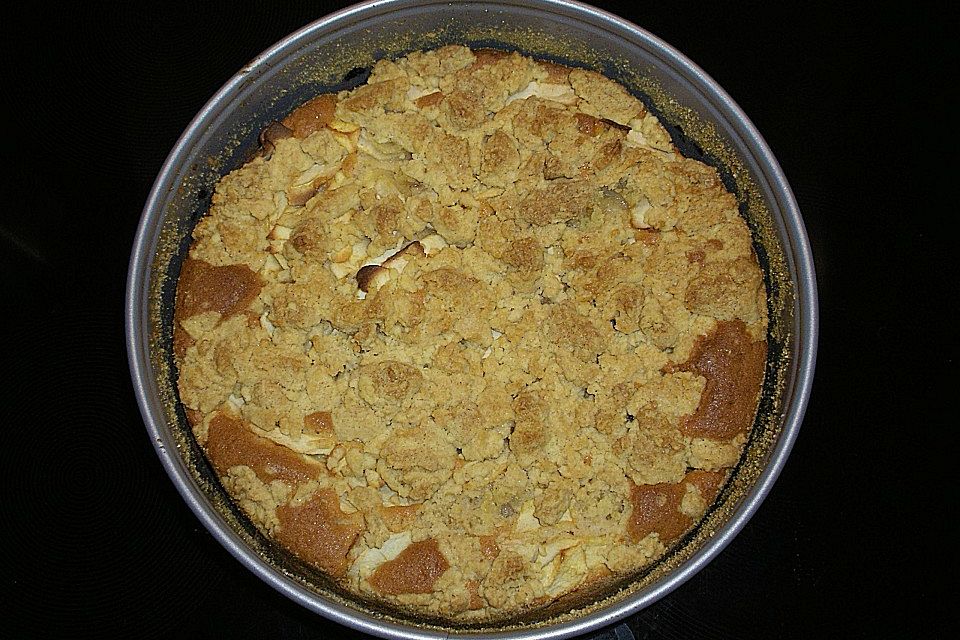 Apfelkuchen mit Streuseln