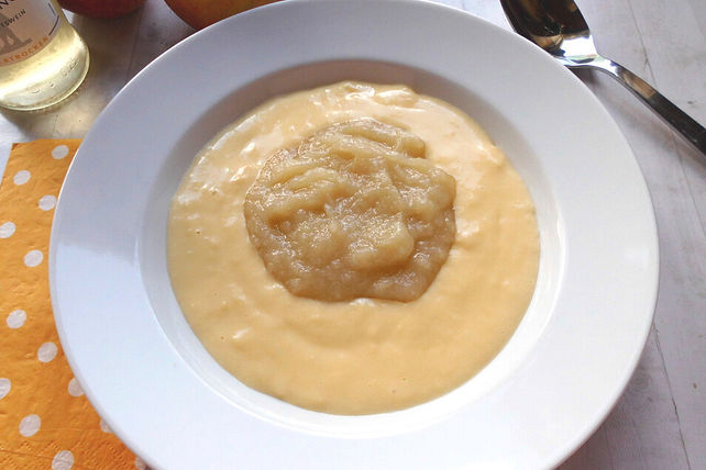 Apfelmus mit Vanillesoße von Bärchenmama| Chefkoch Apfelmus mit Vanillesoße von Bärchenmama| Chefkoch