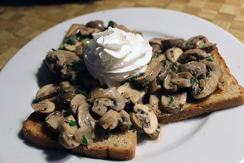 Champignon - Toast mit Kräutern