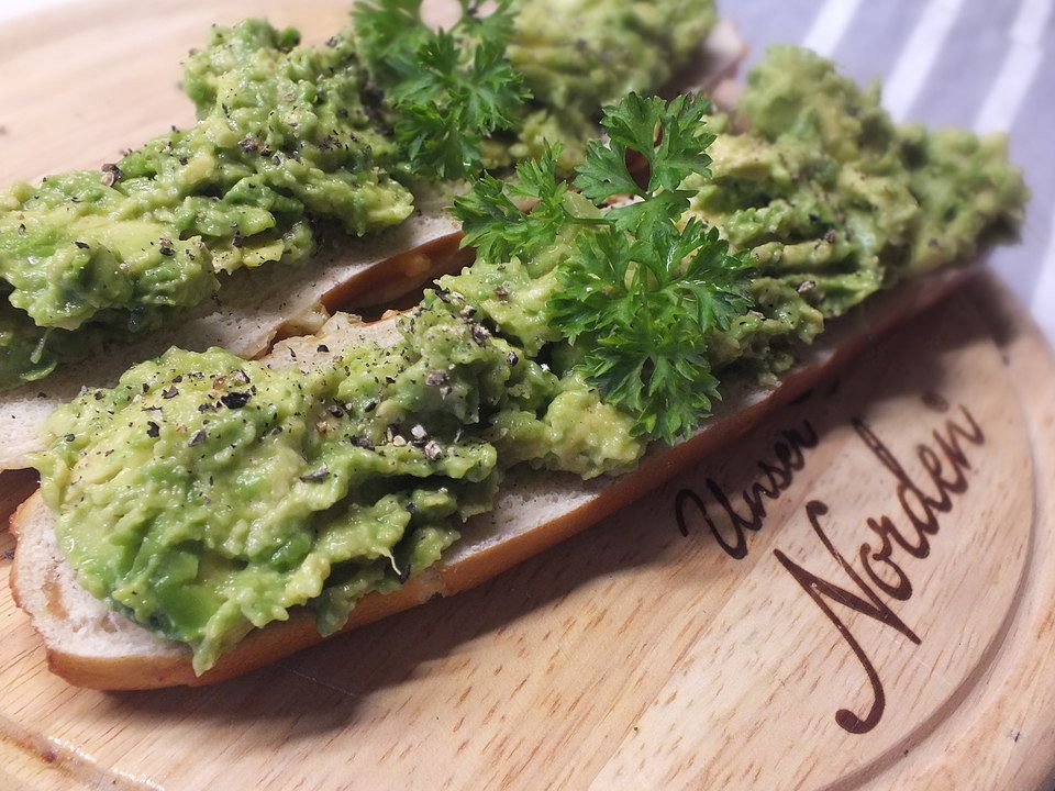 Avocado - Brotaufstrich von Leuchttuermchen79| Chefkoch