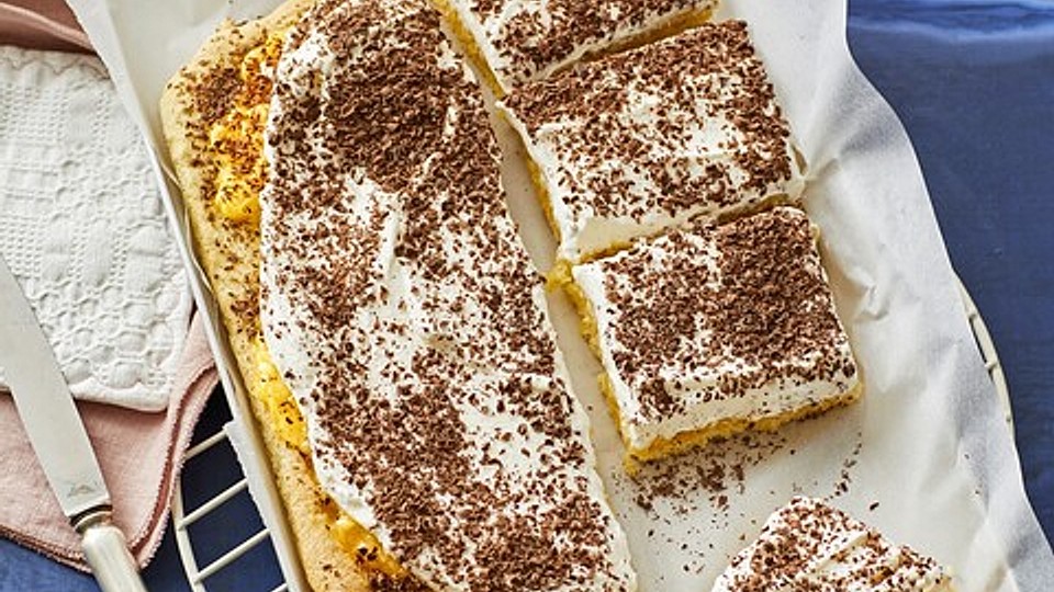 Schwedische Apfeltorte vom Blech von schmausimausi| Chefkoch