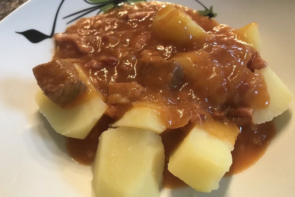 Szegediner Gulasch