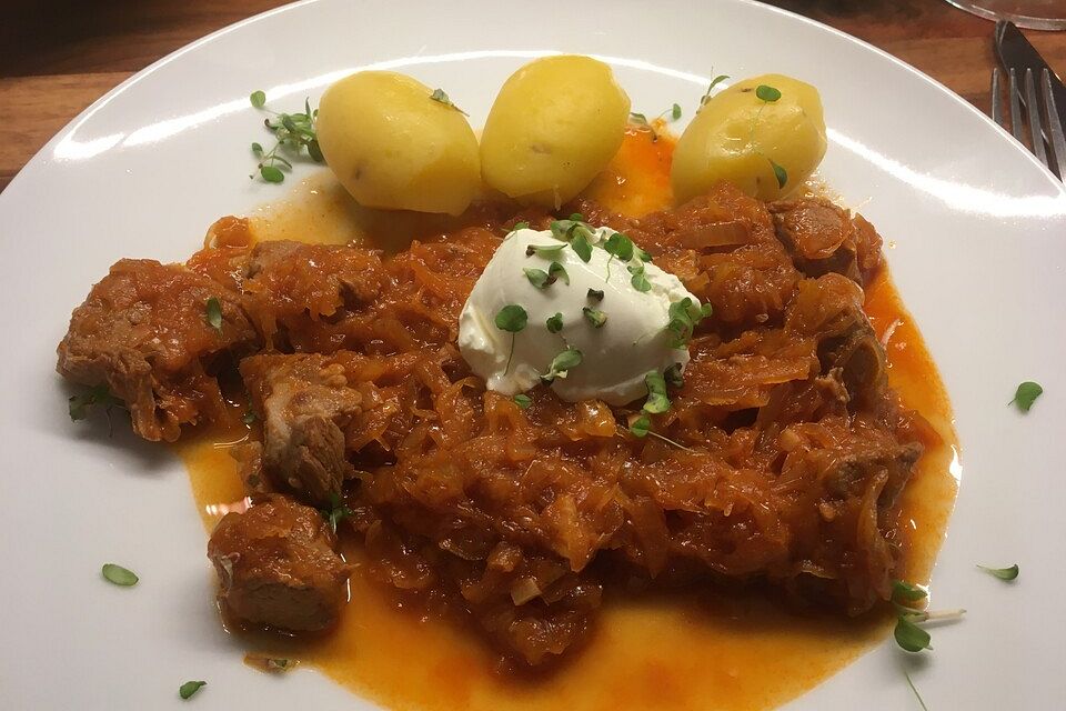 Szegediner Gulasch