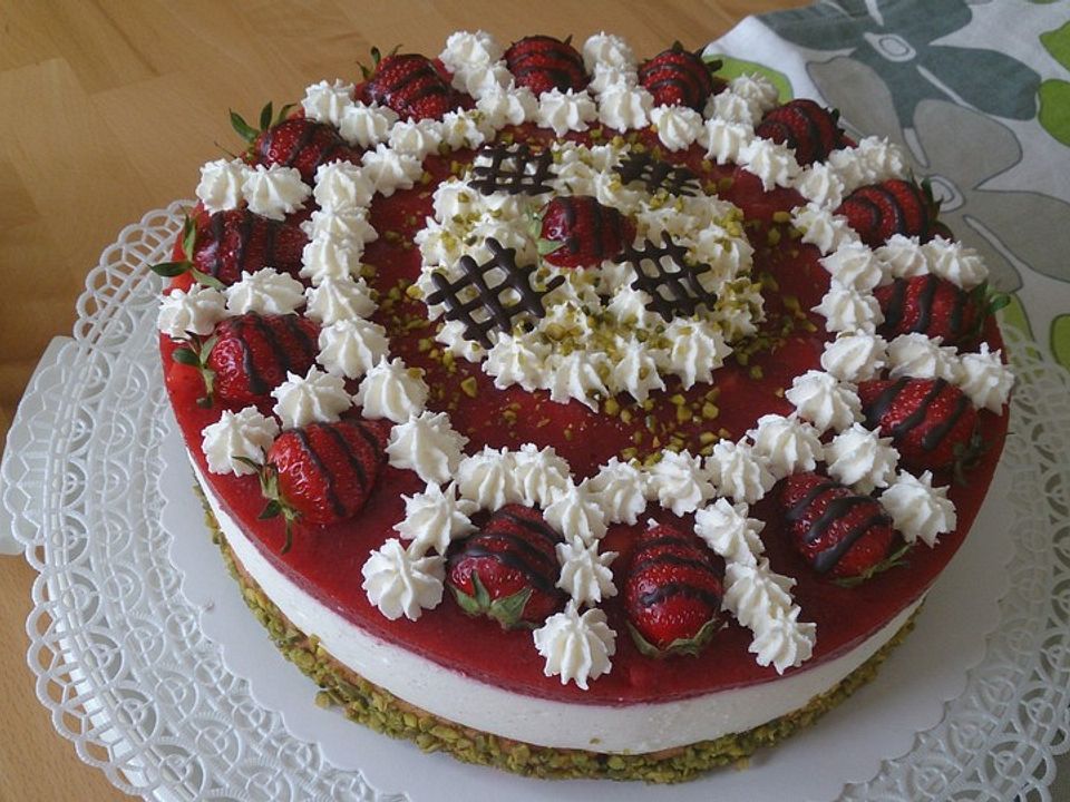 Erdbeer - Limetten - Torte von garfield84| Chefkoch