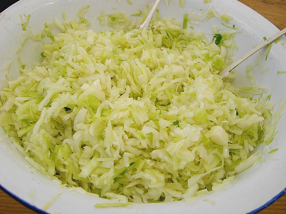 Junger Weißkohlsalat von Kräuterjule | Chefkoch