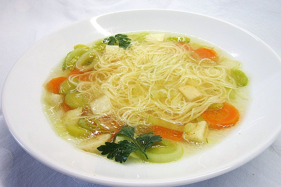 Hühnersuppe