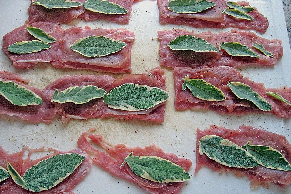 Konny's gefüllte Schweinefiletröllchen am Spieß Konny's gefüllte Schweinefiletröllchen am Spieß