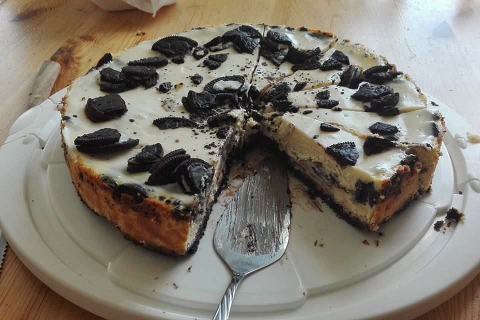 Oreo Cookie Cheesecake