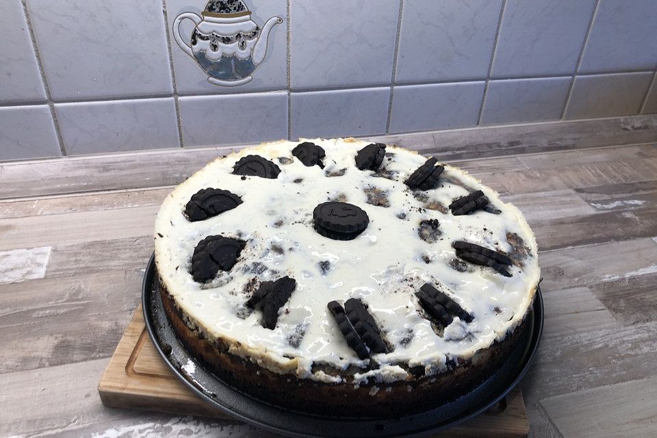 Oreo Cookie Cheesecake