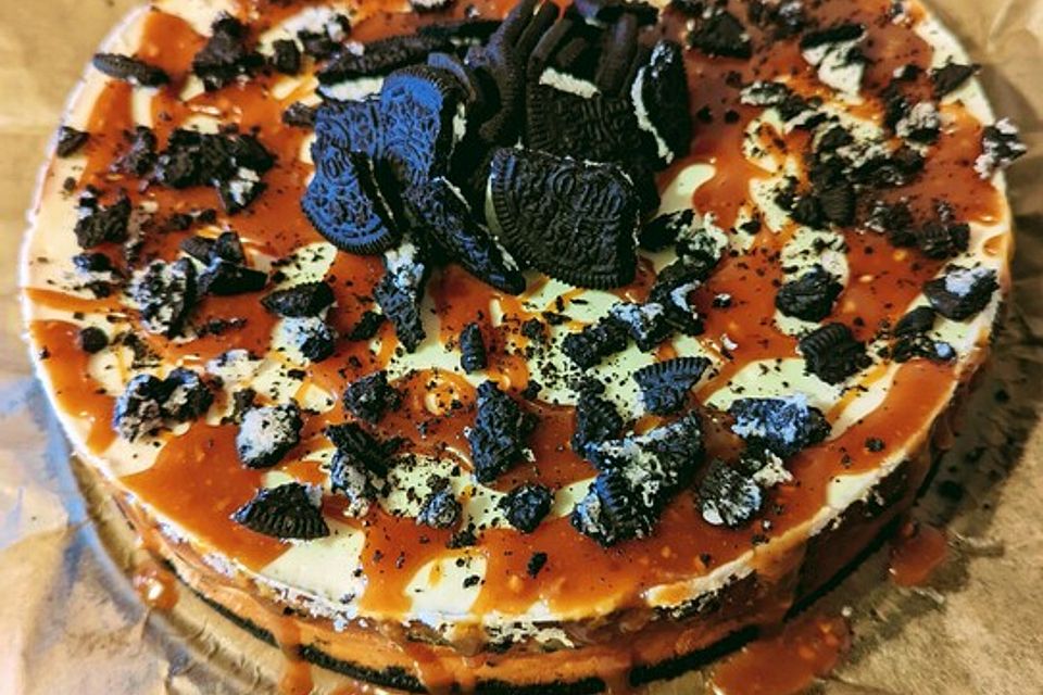 Oreo Cookie Cheesecake