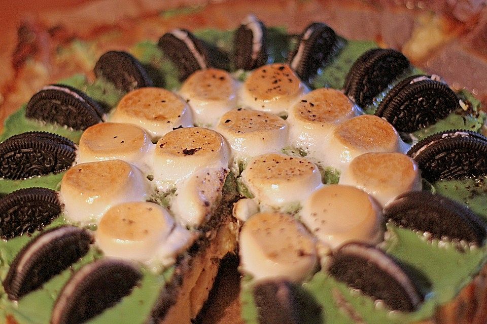 Oreo Cookie Cheesecake