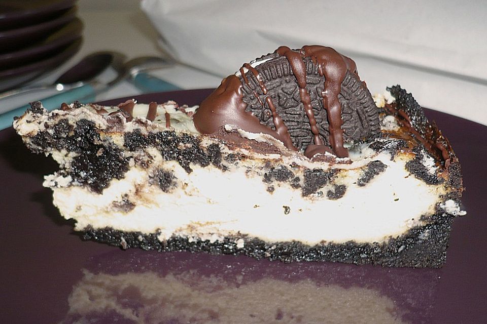 Oreo Cookie Cheesecake