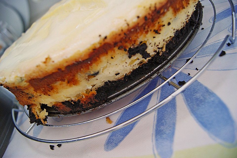 Oreo Cookie Cheesecake