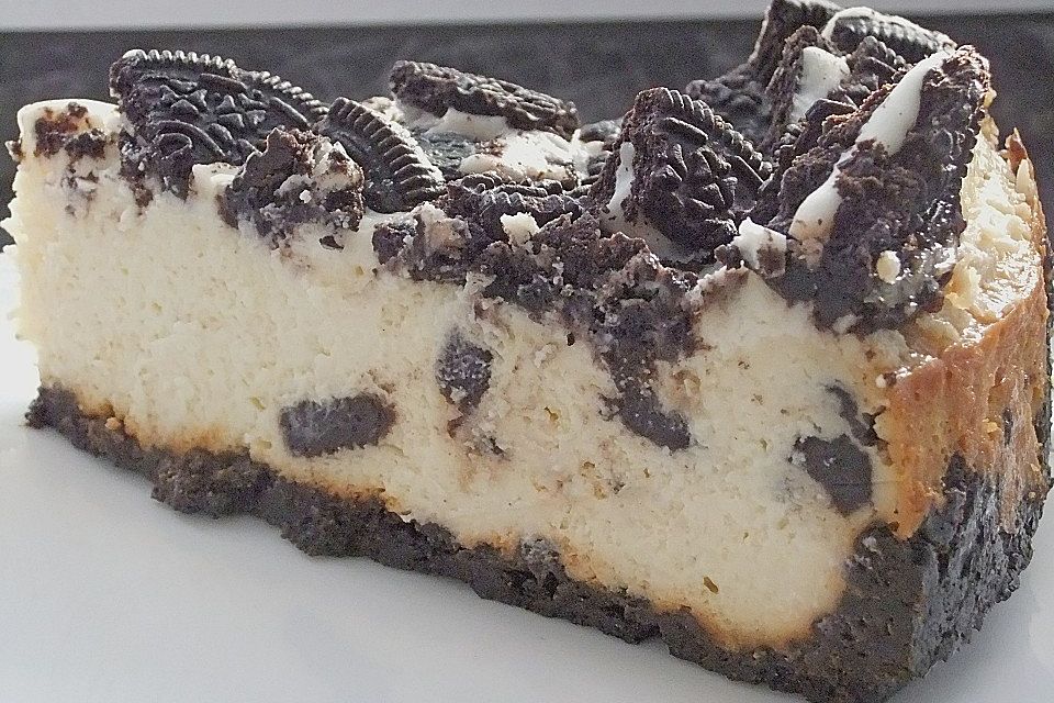 Oreo Cookie Cheesecake