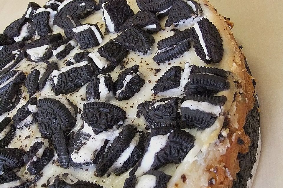 Oreo Cookie Cheesecake