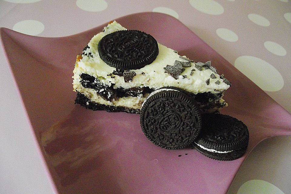 Oreo Cookie Cheesecake