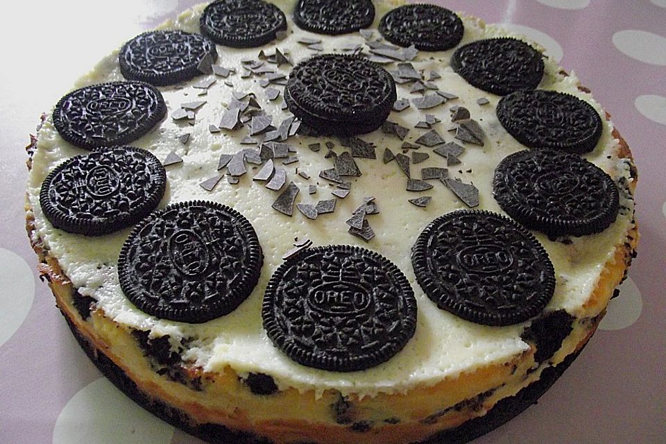 Oreo Cookie Cheesecake