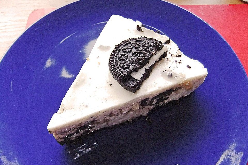 Oreo Cookie Cheesecake