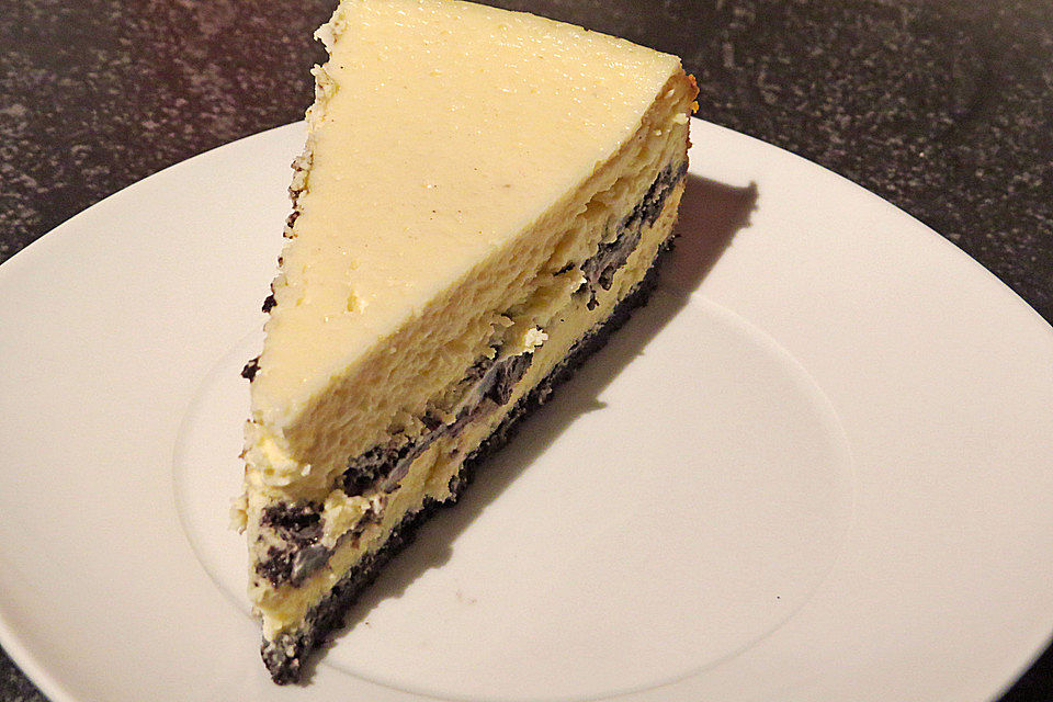 Oreo Cookie Cheesecake