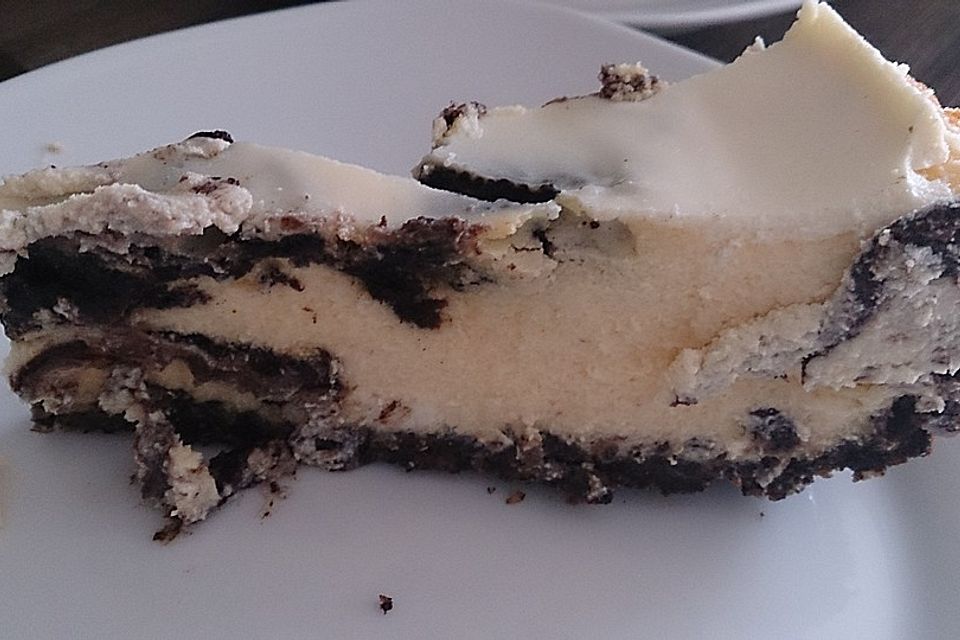 Oreo Cookie Cheesecake