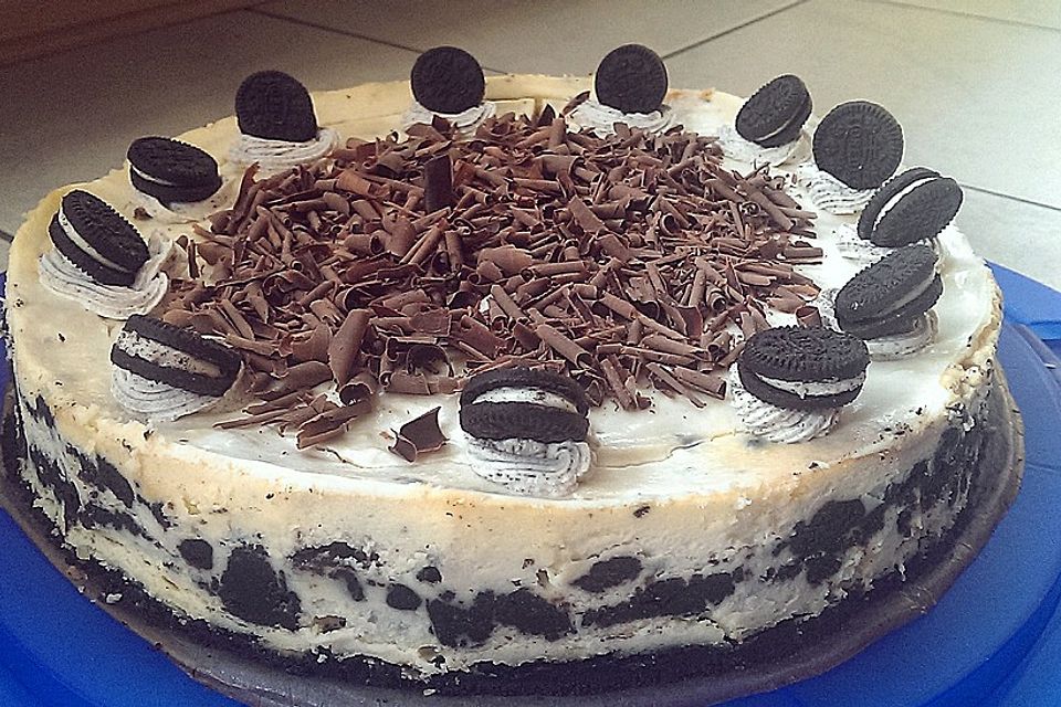 Oreo Cookie Cheesecake