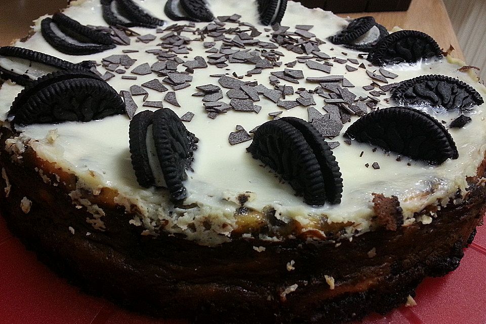 Oreo Cookie Cheesecake