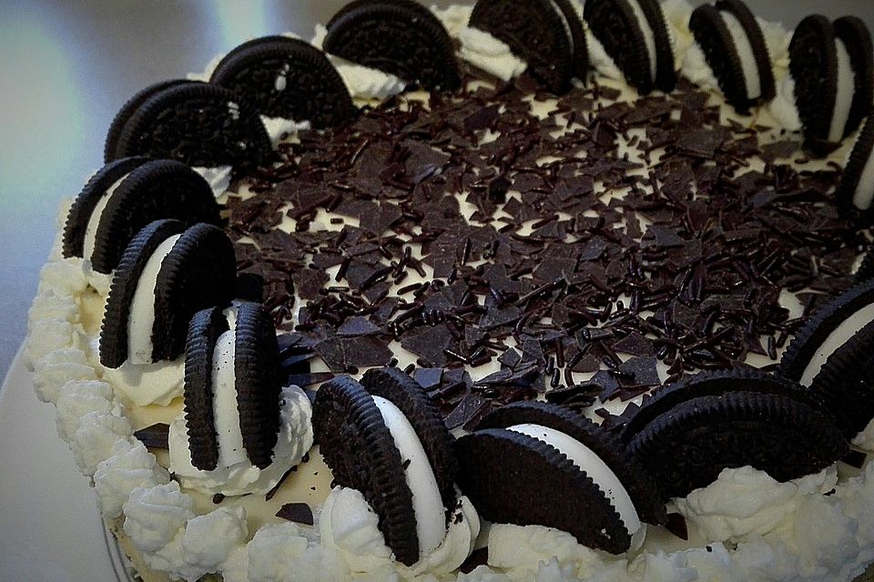 Oreo Cookie Cheesecake