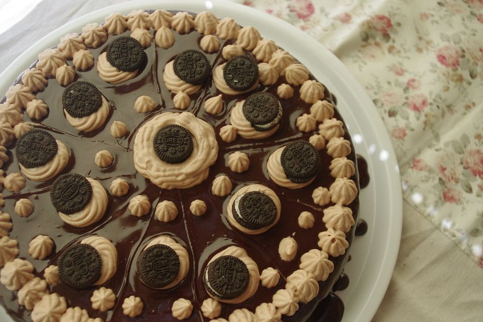 Oreo Cookie Cheesecake