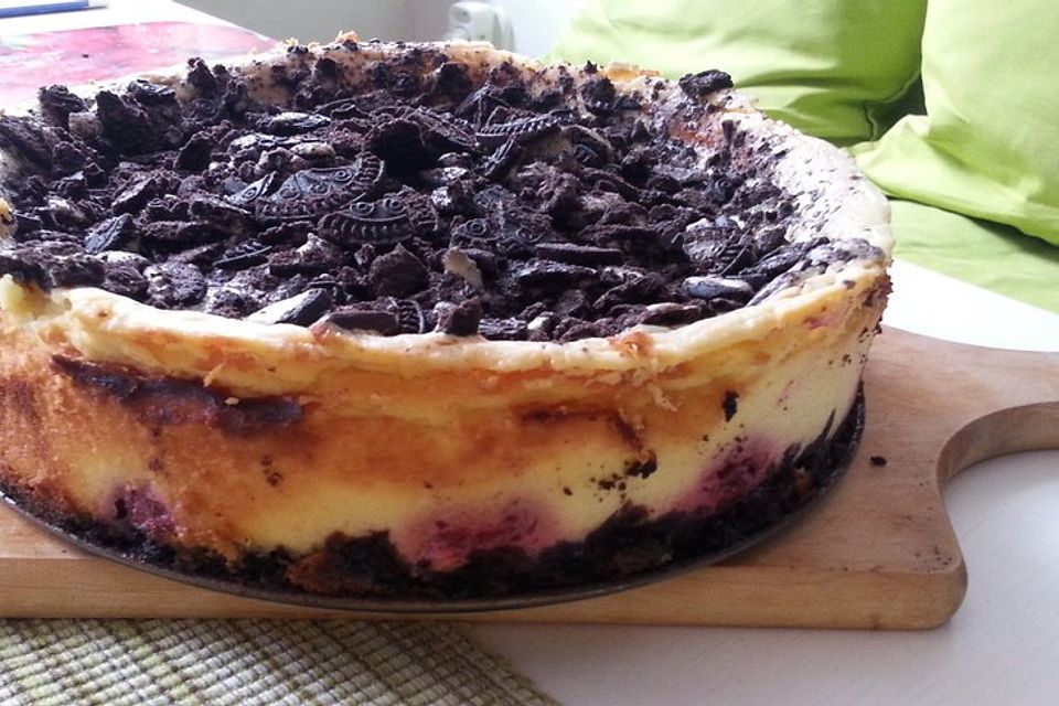 Oreo Cookie Cheesecake