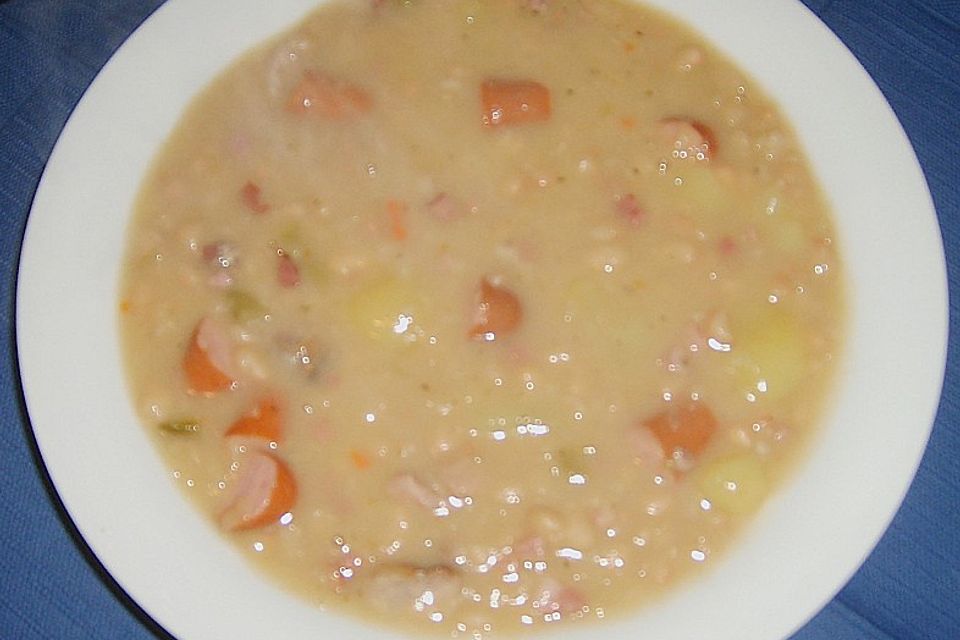 Rheinische Bohnensuppe