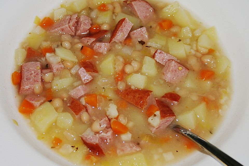 Rheinische Bohnensuppe