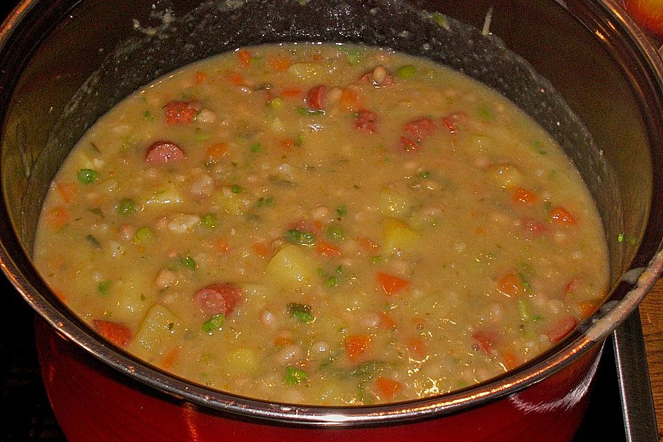 Rheinische Bohnensuppe