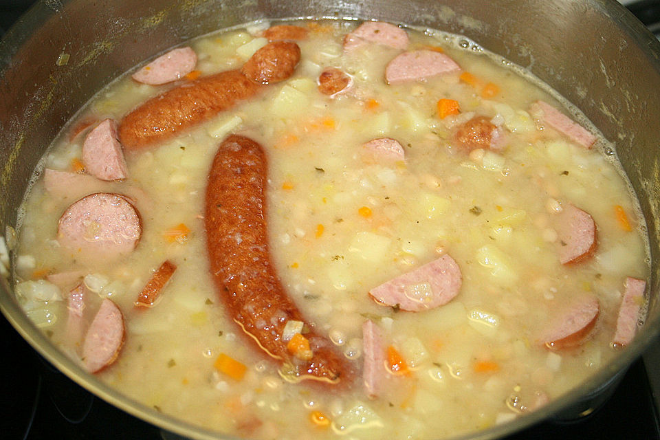 Rheinische Bohnensuppe