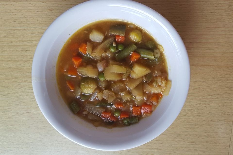 Herbstliche Gemüsesuppe