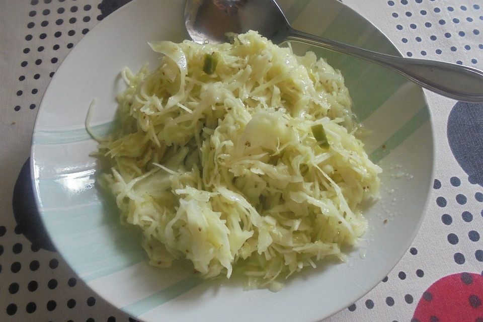 Krautsalat - wie im griechischen Restaurant