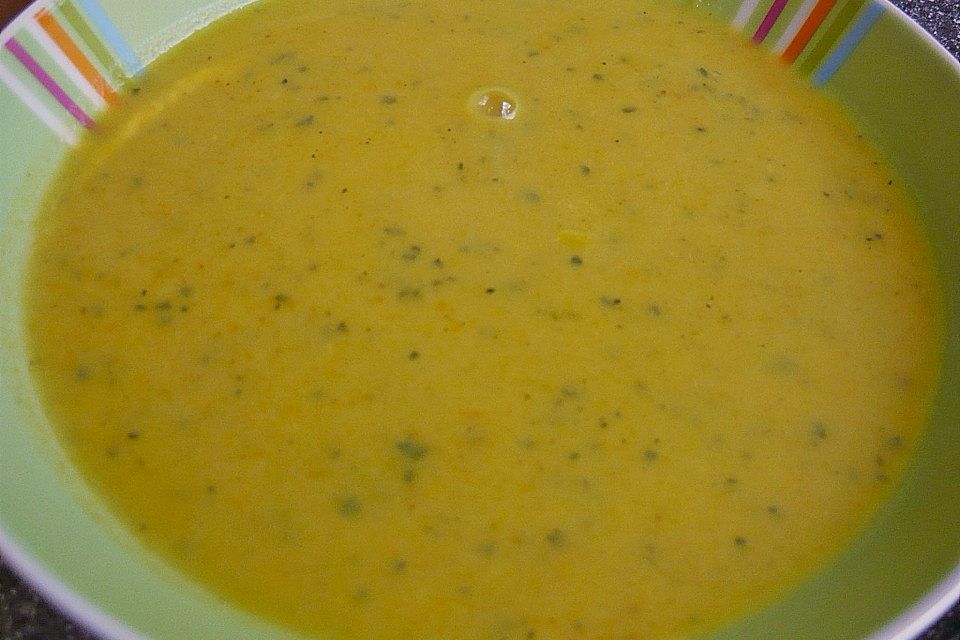 Zucchinicremesuppe