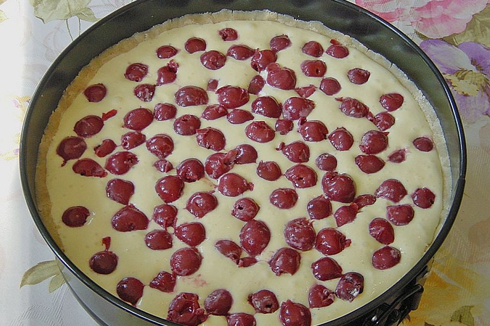 Quark - Kirschkuchen mit Streuseln