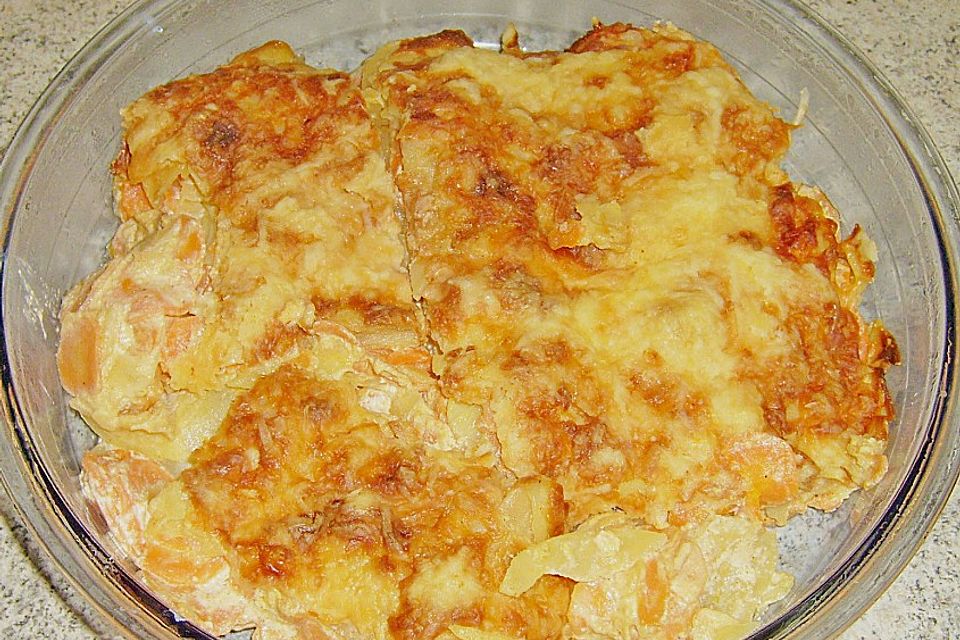 Kartoffel-Möhren-Gratin