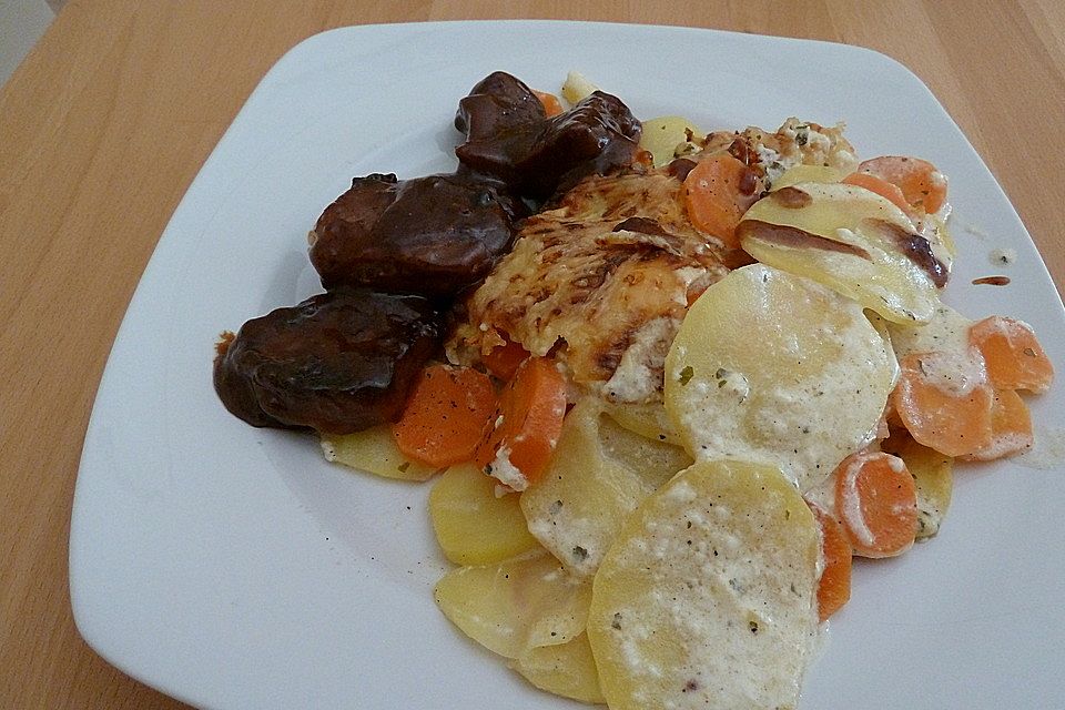 Kartoffel-Möhren-Gratin