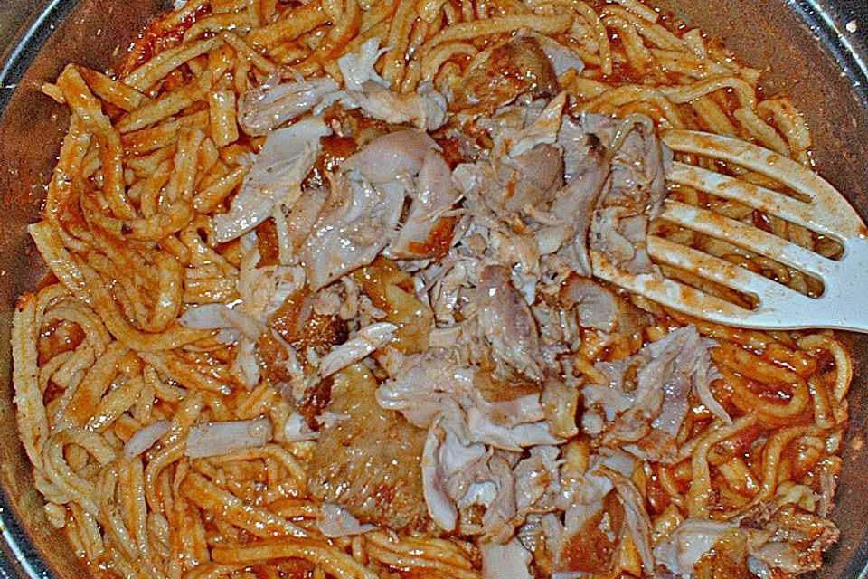 Bolognese - Spätzle mit Rinderhack und Hähnchenfleisch mit Haut