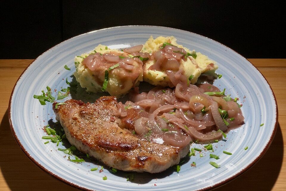 Biersteak mit Zwiebeln